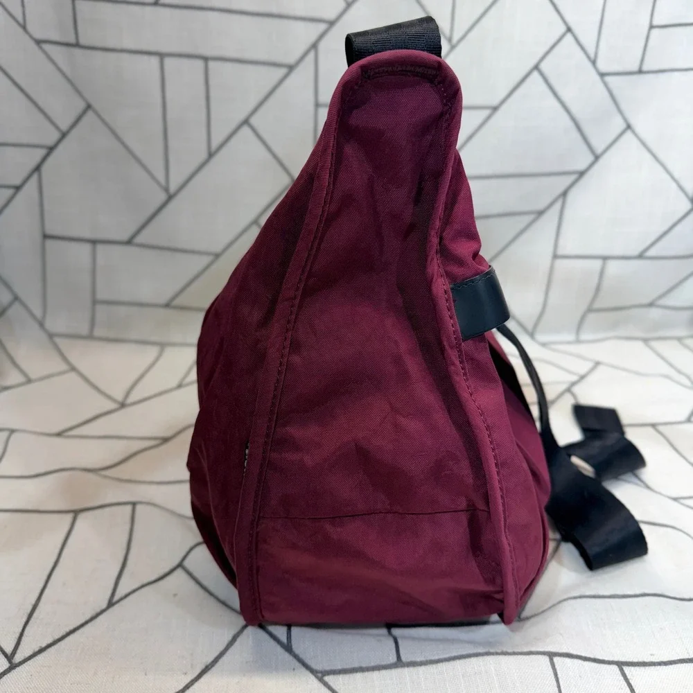 Chrome Industries Ruckas Tote Bag OS Burgundy Wine Adjustable Strap Messenger